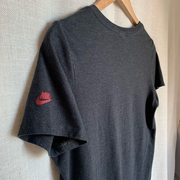 Nike Alabama Crimson Tide Women’s Lg V-Neck T-Shirt Gray with Red Logo - Picture 10 of 13